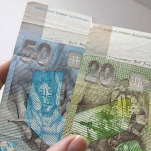 A 2327.スロバキア3種 紙幣 旧紙幣 World Money の画像7