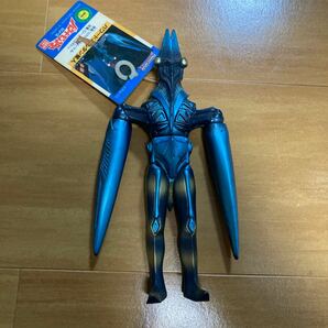 パワードバルタン星人フィギュア ウルトラマン ソフビ人形 の画像1