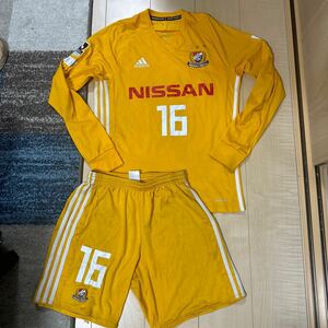  supplied goods top and bottom set 2018 Yokohama F* Marino s main . actual use not for sale uniform training wear Marino sJ Lee g Japan representative 16 yellow 