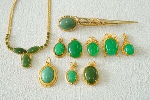 B199 green stone natural stone series pendant necklace brooch Vintage accessory color stone large amount together . summarize set sale 