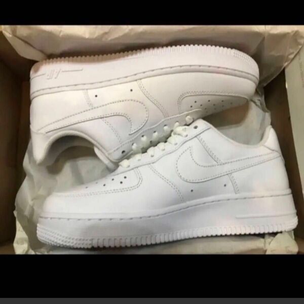 24cm 新品ナイキ エアフォース1 NIKE AIR FORCE 1 LE GS LOW エア Jordan