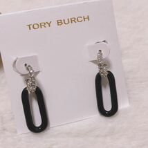 新品未使用　TB086-01 Tory Burch トリーバーチ　定番 ピアス　クリスタル　ブラックxシルバー_画像4