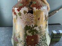 薩摩焼 丸十文字紋　色絵金襴手 豪華絢爛花草図　壺 飾り壺　花瓶/花器▼_画像3