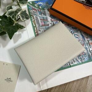 送料無料 新品未使用品 HERMES エルメス カルヴィデュオ ナタ ミニ財布 コインカードケースの画像2