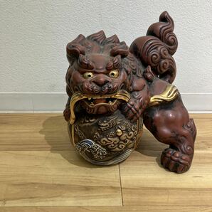 ヴィンテージ 陶器 置物 縁起物 九谷焼 (銘あり)玉乗り獅子 サイズ高さ27cm 整理品の画像2