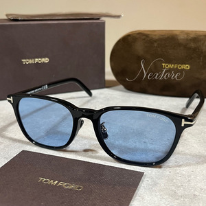  regular goods new goods Tom Ford TF1040D 01V glasses sunglasses glasses I wear TOMFORD