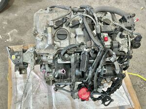  Voxy hybrid ( Noah hybrid )(ZWR80W) engine 2ZR-FXE used 