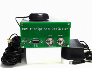 ♪ [ホールドオーバー機能搭載] GPSDO 10MHz 基準発振器 GPS同期発振器 1PPS マスタークロック / 最大7出力まで増設可能 (75Ωも可)