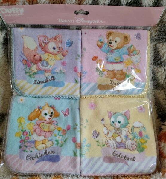 特売!!!TDSダッフィー&フレンズミニタオル4枚(約25×25cm)綿100%