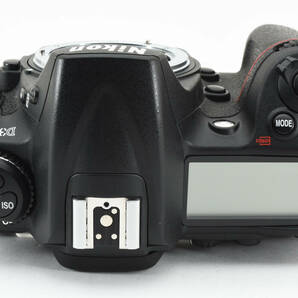 【完動美品】人気のカメラ ニコン NIKON D300 ボディ 付属多数の画像5