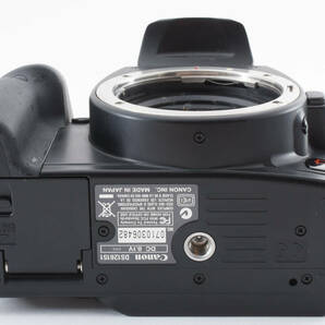 【完動良品】人気機種 Canon キャノン EOS Kiss DIGITAL X ボディ 付属品多数の画像8