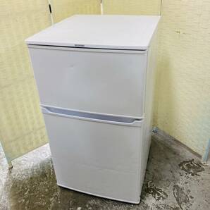 送料無料!!IRIS OHYAMA アイリスオーヤマ 90L 冷凍冷蔵庫 IRR-A09TW-W 2ドア冷蔵庫 右開き 一人暮らし ホワイト 動作品 2019年製/044-03の画像1