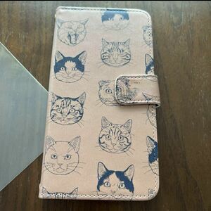 ＊訳あり iPhone7plus 8splus ケース 手帳型 ねこ カバー レザー 革 手帳 ブラウン 猫 ネコ cat