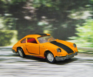 【ジャンクミニカー】Schuco Modell / シュコー：PORSCHE / ポルシェ 911S：No.813：1/66：オレンジ/ブラック：当時物：独製