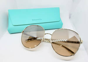 TIFFANY&Co.