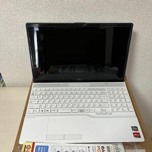 ほぼ新品展示品　LIFEBOOK AH50/F1 プレミアムホワイト ［FMVA50F1W］ 2021年2月発表モデル