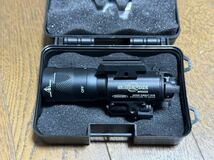 レプリカ　SUREFIRE X400V_画像1