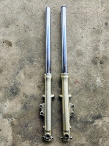 XJ400 front fork air valve less the first period YAMAHA XJ550