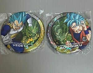 セガ限定　ドラゴンボールホログラム缶バッジ　プライズ景品　孫悟空、ベジータ　クーポンタグ変更可能