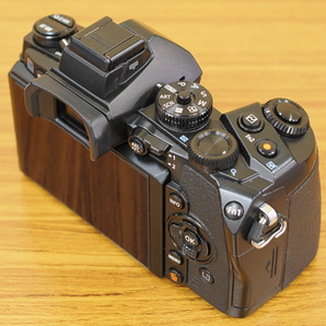 OLYMPUS OM-D E-M1 ／M.ZUIKO DIGITAL 12-40mm F2.8 PRO レンズキットの画像5