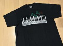 ONEITA POWER PLUS Black Tee Vintage シングルステッチ ヴィンテージ サイズL 鍵盤柄 薔薇柄 ブラック USA製 アメリカ古着 オニータボディ_画像3