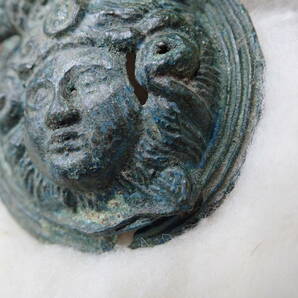 ガンダーラ ローマ 青銅 人物像胸飾りの画像9
