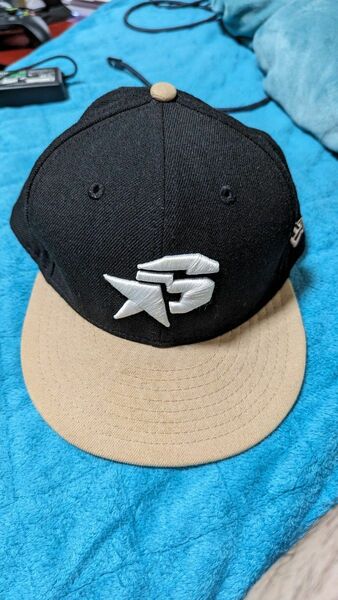 ニューエラ 59fifty サンタスティック SANTASTIC NEW ERA 黒とベージュ