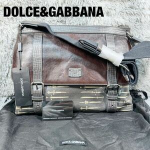 【新品未使用】ドルチェアンドガッバーナ DOLCE&GABBANA ドルガバ D&G ヴィンテージ加工　剣総柄　メッセンジャーバッグ　ビジネスバッグ