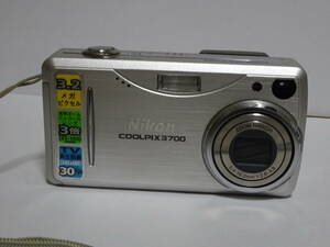 Nikon COOLPIX 3700