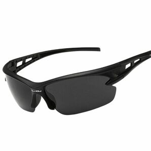 【大人気♪】スポーツサングラス ＵＶ４００対応 自転車 ランニング ゴルフ 紫外線カット 男女兼用 サングラス  偏光 黒の画像2