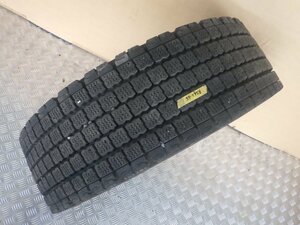 r542-65 ★ 中古 スタッドレスタイヤ 245/70R19.5 136/134 21年製造 ヨコハマ トラック タイヤ 1-0