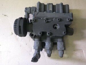 r453-14 ★ 日産 UD トラックス フレンズコンドル エアーバルブ リレーバルブ H24年 SKG-MK38C 60-15 