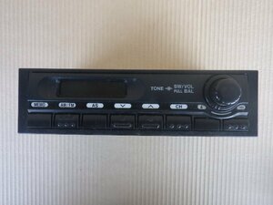 r4108-184 ★ 三菱 ふそう スーパーグレート 純正 AM/FM ラジオ 24V用 H21年 BDG-FU54JZ 60-4