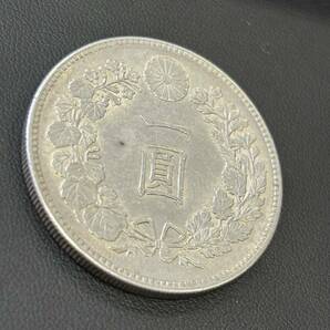 1円〜 明治22年 一圓銀貨 銀貨 日本古銭 アンティークコレクションコイン 38mm 27g 比重確認済 管理AA-10の画像2