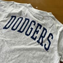 140 新品　半袖　Tシャツ　ドジャース　メジャーリーグ　MLB 大谷翔平　キッズ　オートミール_画像4