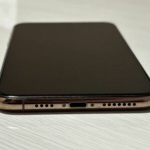 美品 iPhone11 Pro Max 256GB ゴールド Apple SIMロック解除済 判定〇 残債無し ソフトバンク 中古の画像8