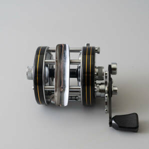 美品 ダイワ ミリオネア V フリースプールリール 釣り 日本製 ビンテージリール Daiwa Millionaire Vの画像7