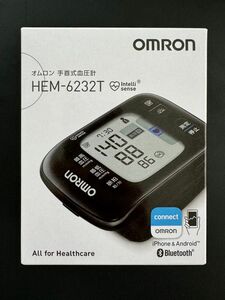 【新品未使用】OMRON HEM-6232T 手首式血圧計 自動血圧計　保証付