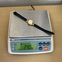 【TM0413】 FENDI フェンディ 腕時計 クォーツ 電池式 不動品 ゴールドカラー 文字盤 白 ホワイト ブランド_画像9