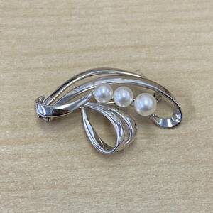 [*T0420] MIKIMOTO? Mikimoto? жемчуг? брошь примерно 4.8g примерно 4.5mm-5.5mm шар Silver NHK печать есть царапина есть загрязнения есть 