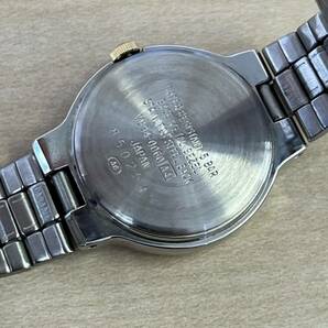 【T0425】ALBA アルバ 腕時計 クォーツ V849-0060 白文字盤 不動品 動作未確認 ケース付きの画像4