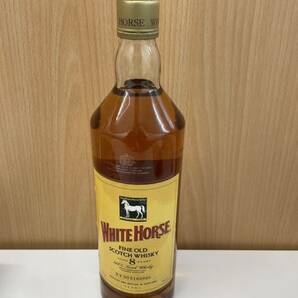 【M0414】※２０歳未満の者に対する酒類の販売は致しません WHITE HORSE ホワイトホース スコッチウイスキー ファインオールド 750ml 43%の画像1