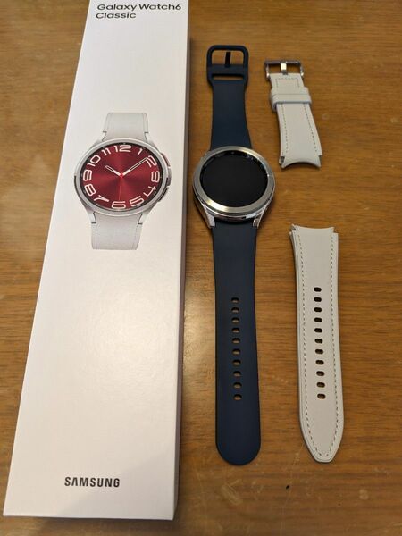 Galaxy Watch6 Classic 43mm｜シルバー｜SM-R950NZSAXJP 国内版　おまけつき