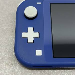 070）A 〈中古品〉ニンテンドーSwitchLite 本体のみ ブルー HDH-001【動作確認/初期化済】の画像2