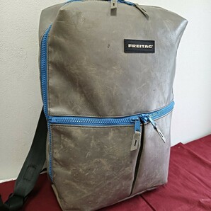 美品! シルバー単色! FREITAG メンズ大型リュック F49 FRINGE フライターグ バックパック リュックサックの画像2