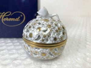 [ Herend Herend fantasy ]... bonbon inserting .... white gold / gold paint Hungary case diameter approximately 5.# piece A.268