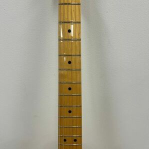 C630-I58-1288 Fender テレキャスター PAT PEND 55723 エレキギター 木目 ハードケース入 ショルダーストラップ付 替え弦付きの画像8