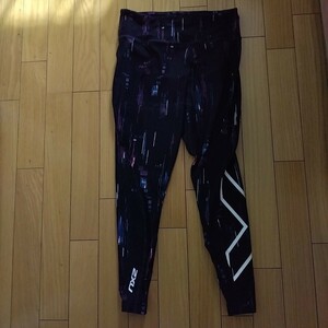 美品！　2XU　 プリント ミッドライズ コンプレッション タイツ　レディースS