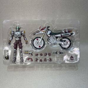 E4104★中古未使用品★美品★ バンダイ/フィギュア/S.H.Figuarts/仮面ライダーブレイド/ギャレン&レッドランバスセットの画像3