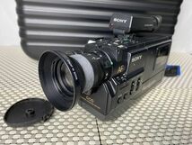 sk★通電のみ確認☆SONY ソニー ハンディカム CCD-V50 充電器 BCA-70 バッテリー2個/NP-22H ACP-88 ハードケース付き 動作未確認 現状品★_画像3